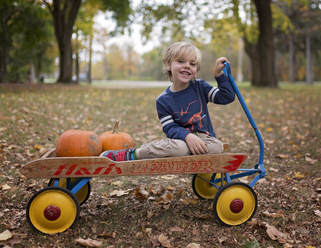 vintage wagon pumpkin fall