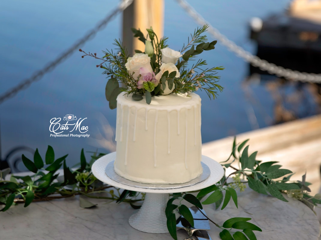Wedding cake Stillwater on the Lake