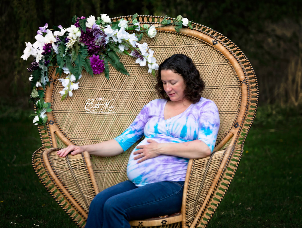 Peacock chair maternity expecting