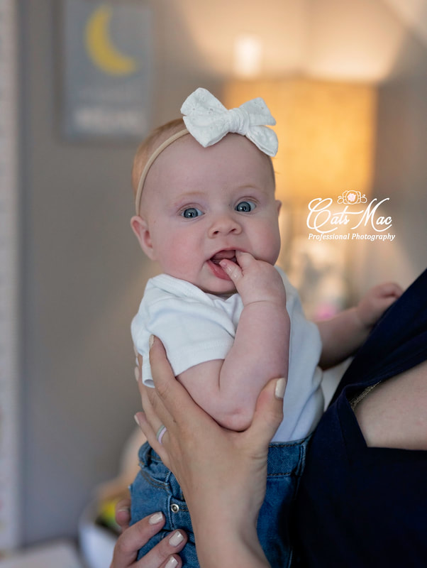 Baby newborn photography in house