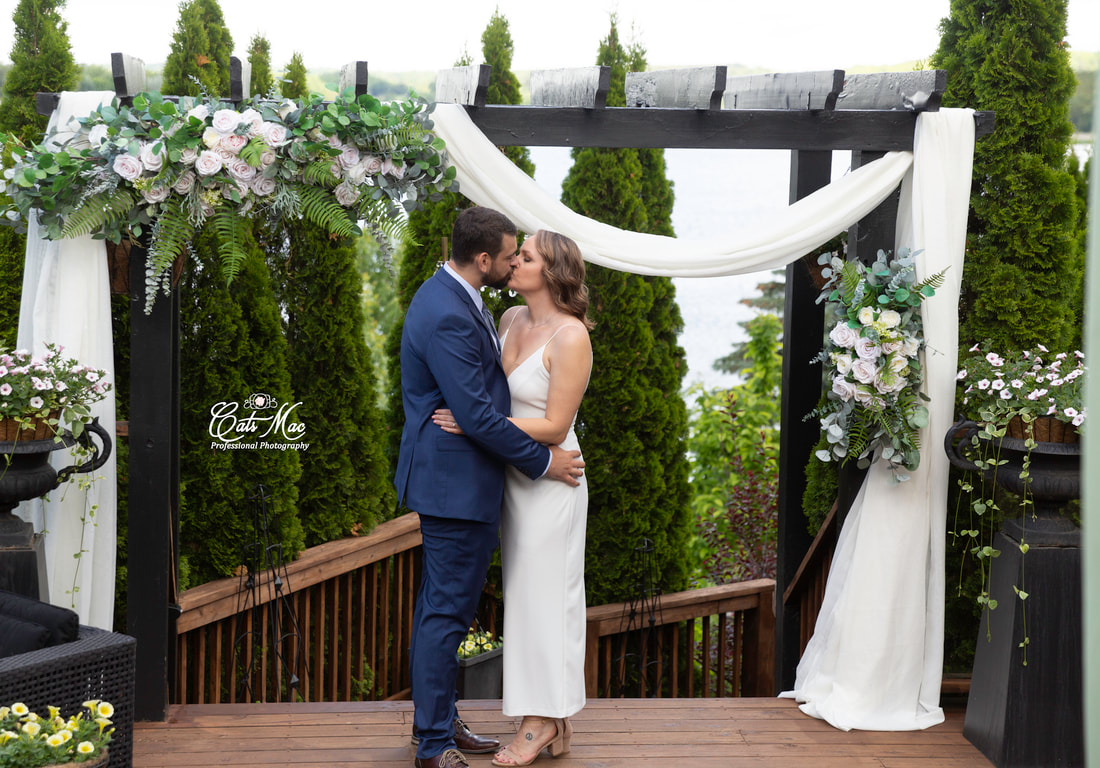Stillwater on the Lake elopement macrame arbour