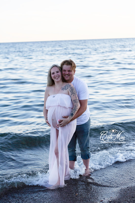 Cobourg Beach Maternity photo shoot session