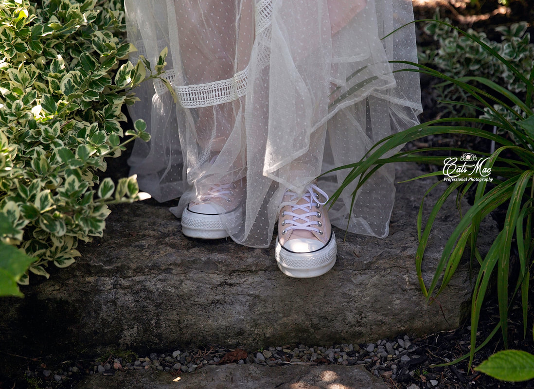 Stillwater on the Lake boho bride converse sneakers elopement